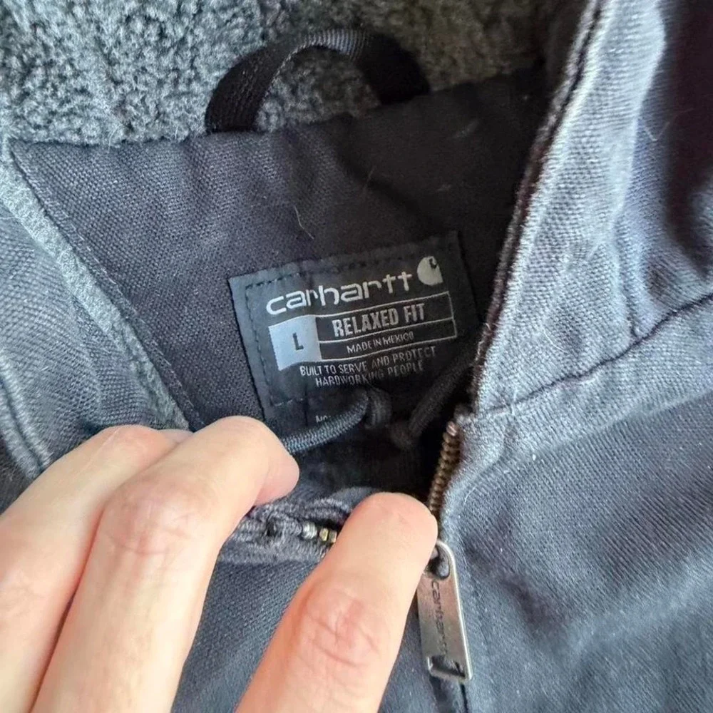 Vintage Carhartt hooded Detroit black Sherpa lined jacket